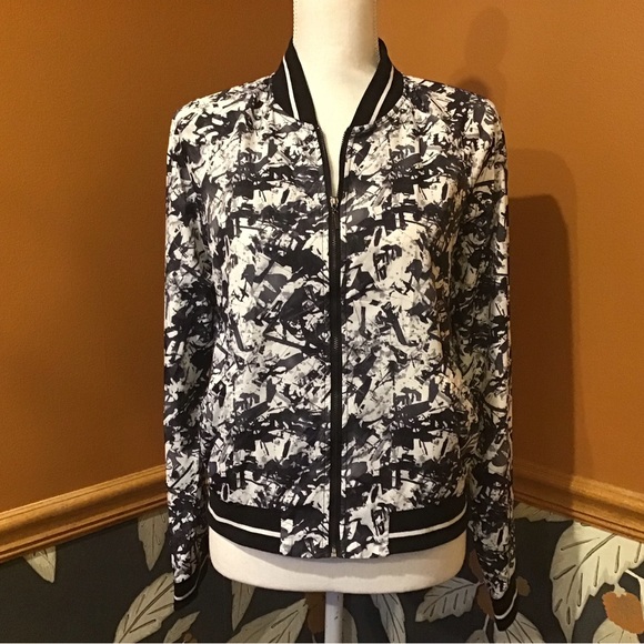 Women’s Madden Bomber Jacket! - Picture 4 of 8